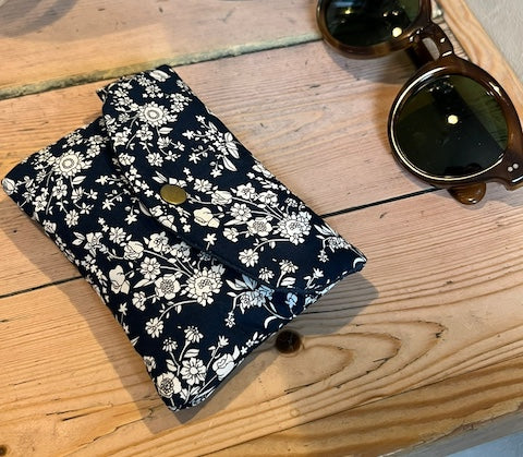 Mini Clutch_Bloomnavy