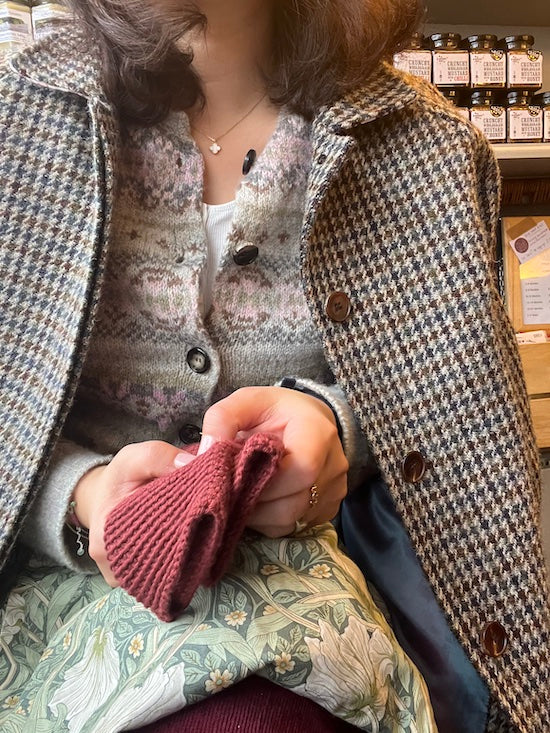 [Wristworms] wristwarmer_burgundy