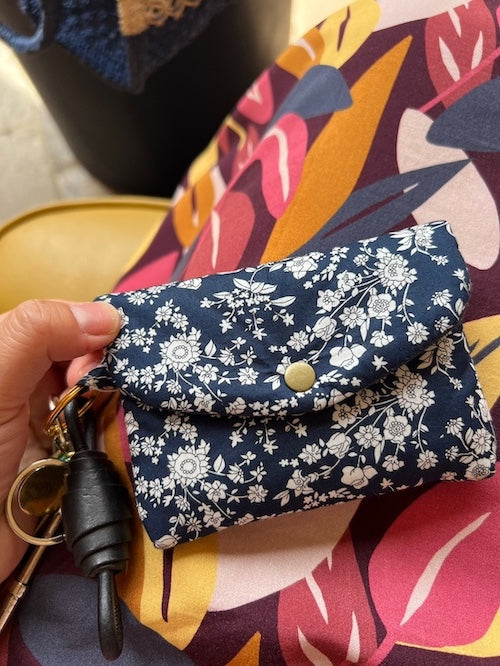 Mini Clutch_Bloomnavy