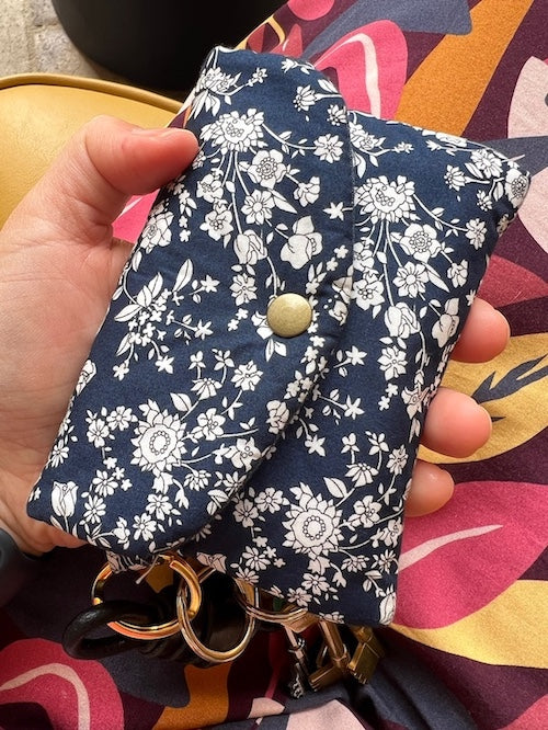 Mini Clutch_Bloomnavy