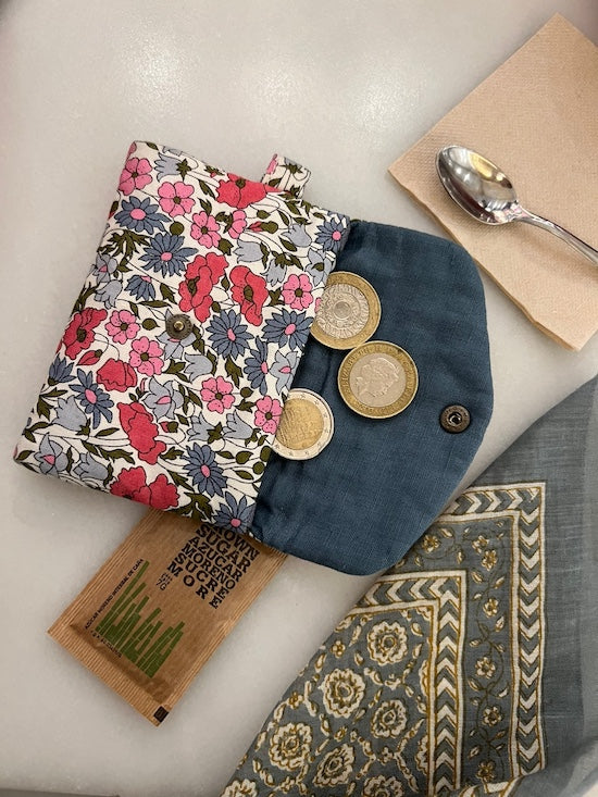 Mini Clutch_poppy and daisy