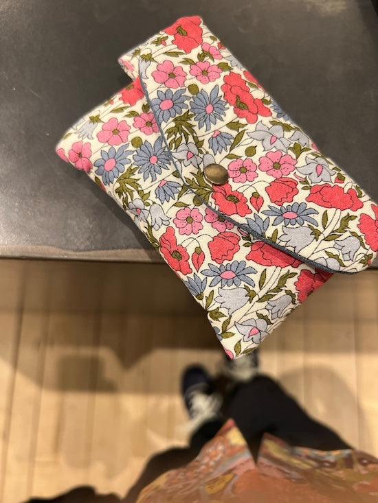 Mini Clutch_poppy and daisy